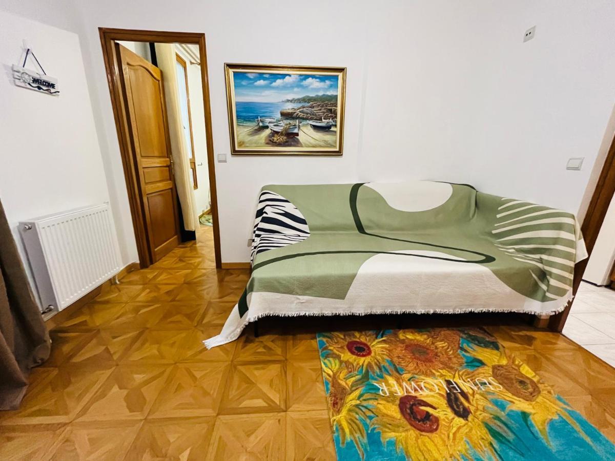 Dream Dwell Paris-Two-Bedroom Flat Near Pompidou Centre Exterior photo