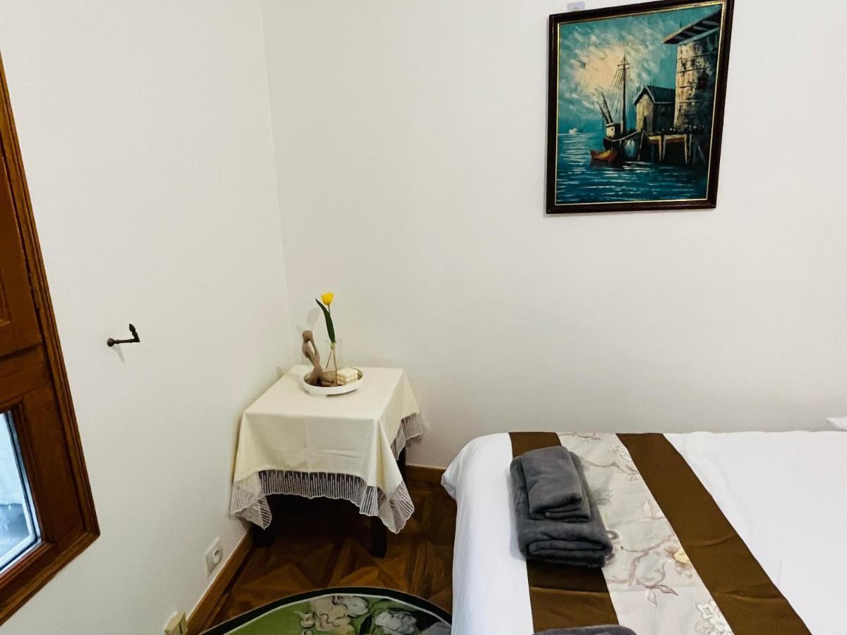 Dream Dwell Paris-Two-Bedroom Flat Near Pompidou Centre Exterior photo